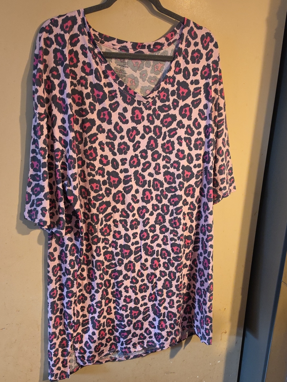 Secret Treasures Pink and Purple Leopard Print Sleep Gown